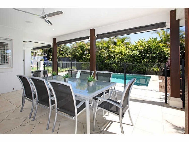 6 Yorston Place, Ormiston QLD 4160