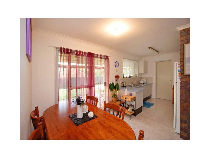 15 Andrew Street, Capalaba QLD 4157