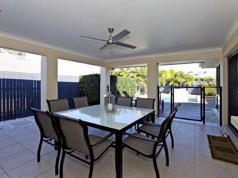 11 Saranah Place, Wellington Point QLD 4160