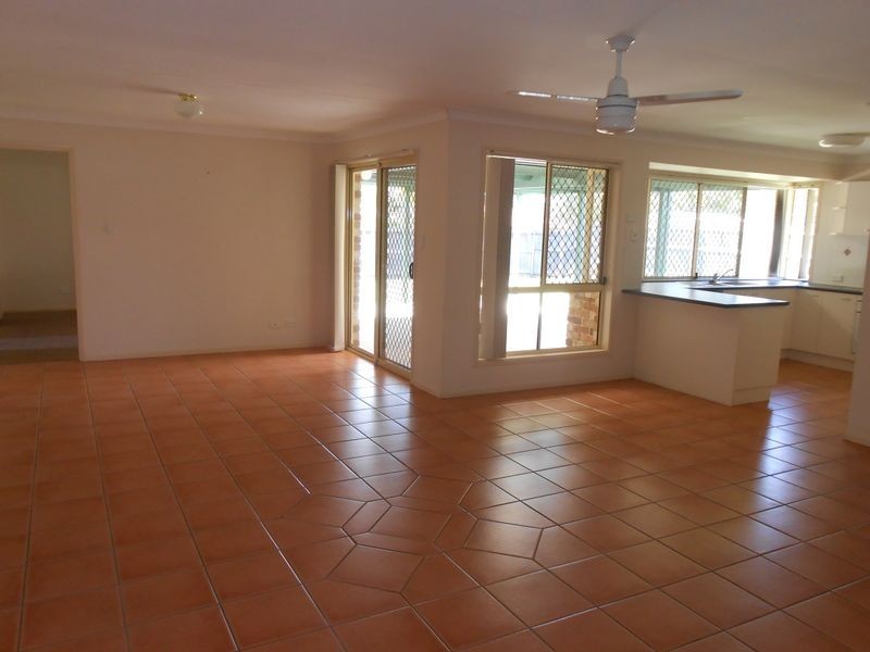 30 Wisteria Street, Ormiston QLD 4160