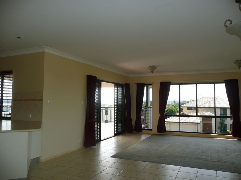 54 Spinnaker Circuit, Redland Bay QLD 4165