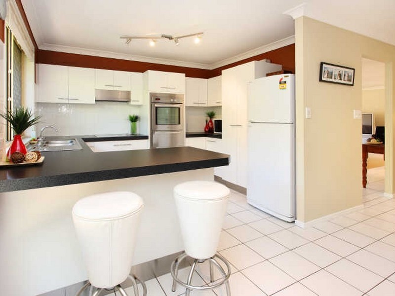 10 Natalin Street, Cleveland QLD 4163