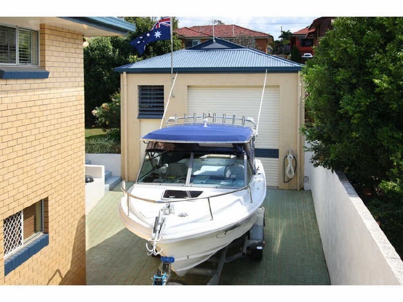 10 Tarina Street, Cleveland QLD 4163