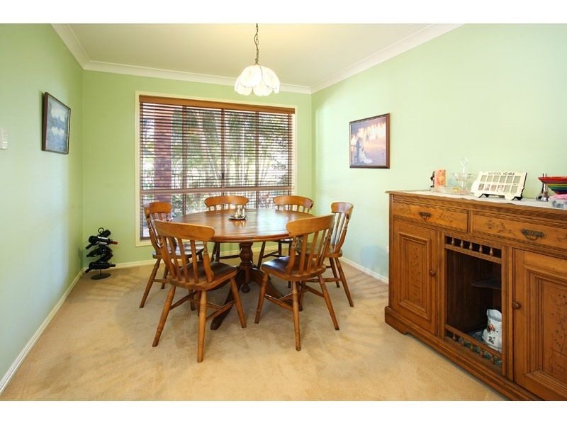 32 Spurs Drive, Wellington Point QLD 4160