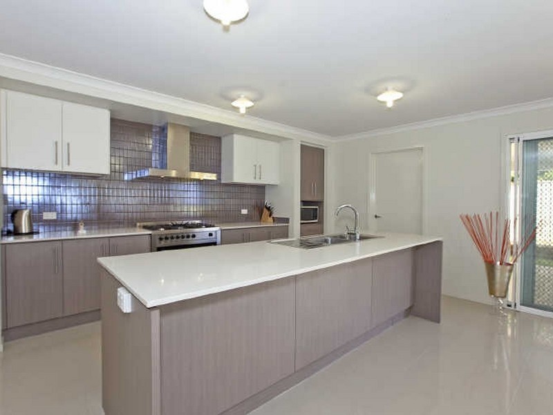 9 Sandune Place, Thornlands QLD 4164