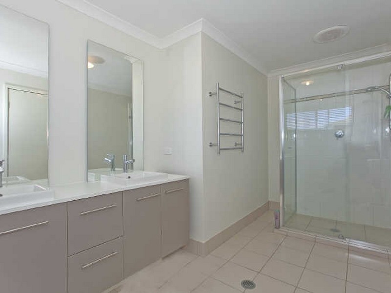 9 Sandune Place, Thornlands QLD 4164