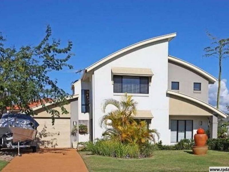 2 Haslingden Dr, Redland Bay QLD 4165