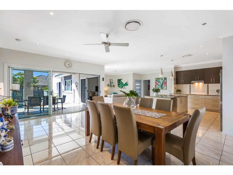 71 Thornlands Road, Thornlands QLD 4164