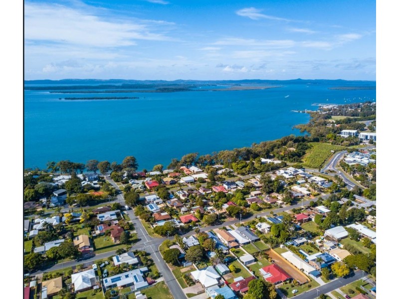 84 Cane Street, Redland Bay QLD 4165