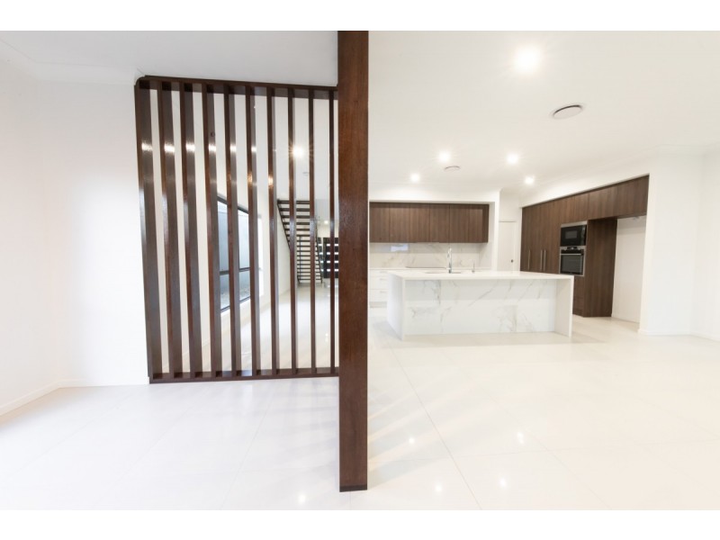 84 Cane Street, Redland Bay QLD 4165