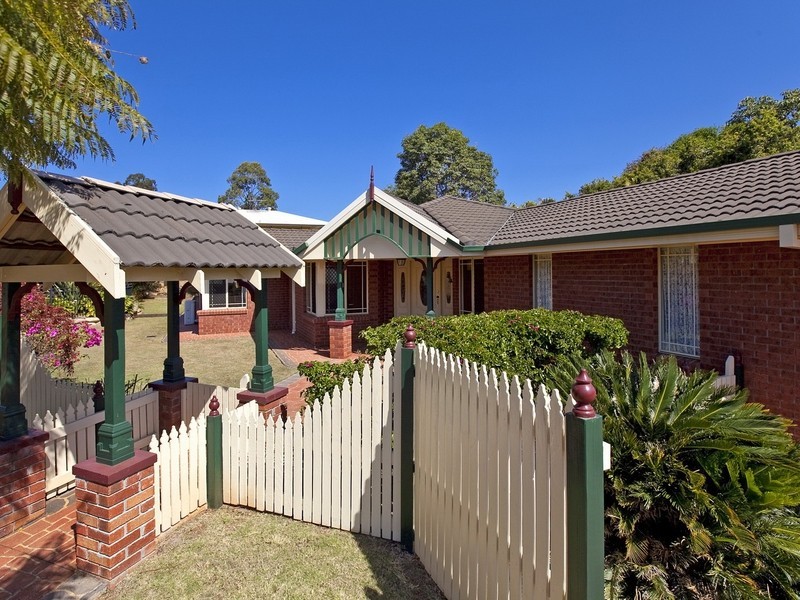 9 Blackthorne Street, Ormiston QLD 4160