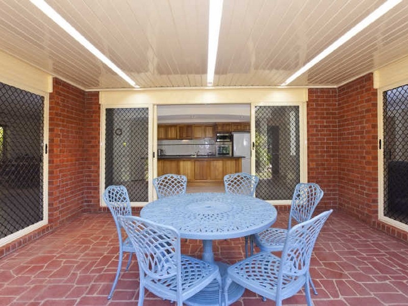 9 Blackthorne Street, Ormiston QLD 4160