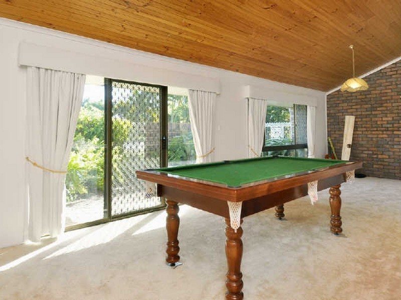 298 Bloomfield Street, Cleveland QLD 4163