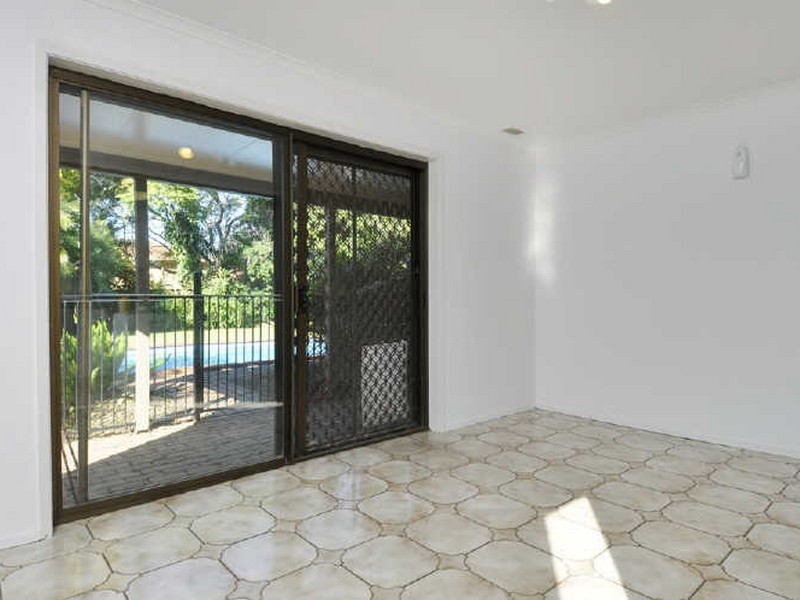 298 Bloomfield Street, Cleveland QLD 4163