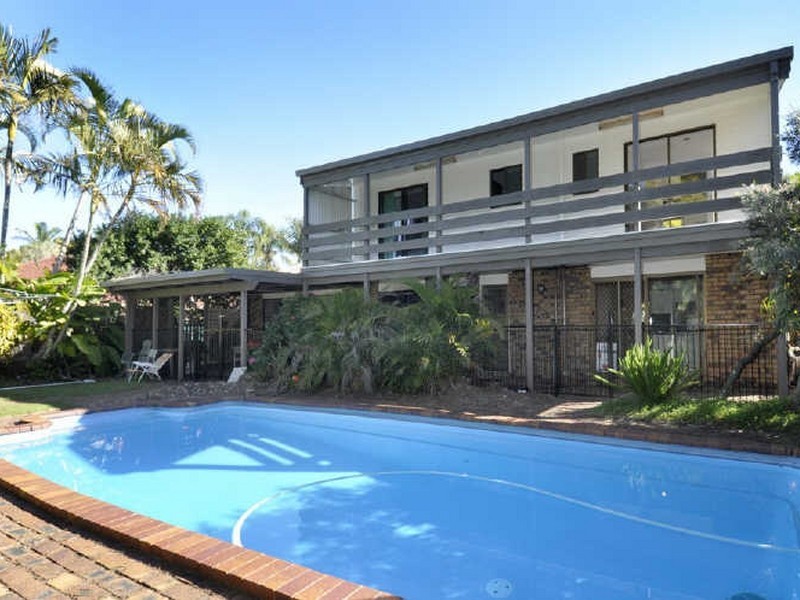 298 Bloomfield Street, Cleveland QLD 4163