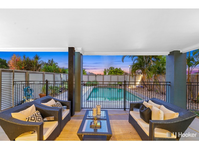 32 Huntly Place, Redland Bay QLD 4165