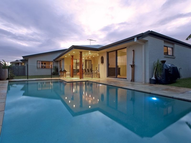 8 Apple Gum Crescent, Thornlands QLD 4164