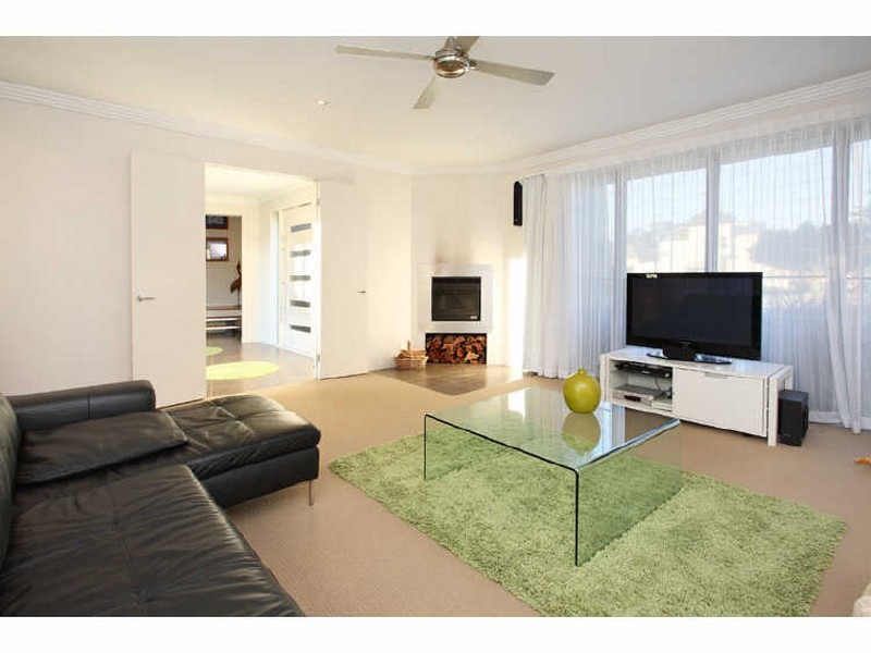 14 Yorston Place, Ormiston QLD 4160