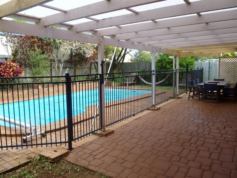 16 Angela Cr, Cleveland QLD 4163