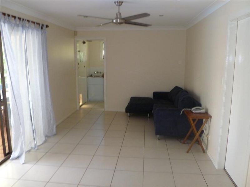 16 Angela Cr, Cleveland QLD 4163