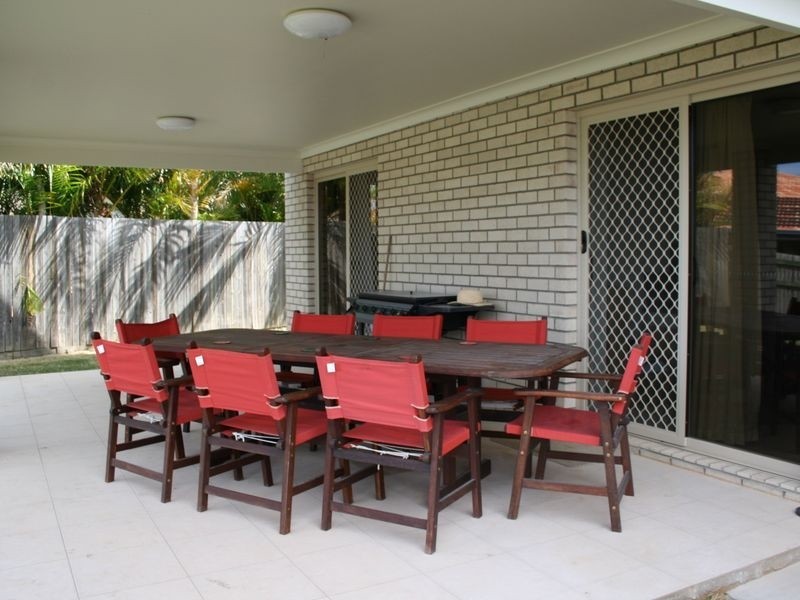 3 Cobby Court, Redland Bay QLD 4165
