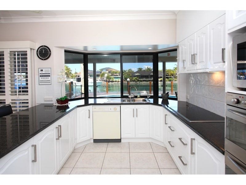 85 Masthead Drive, Raby Bay QLD 4163