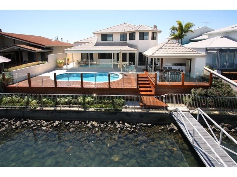 85 Masthead Drive, Raby Bay QLD 4163