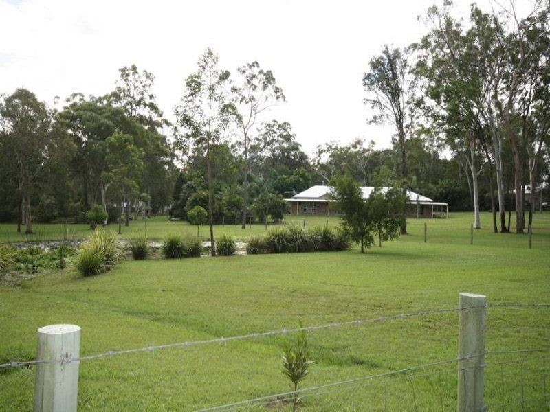 182 Stern Road, Carbrook QLD 4130