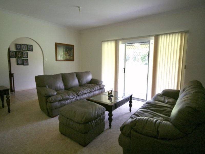 182 Stern Road, Carbrook QLD 4130