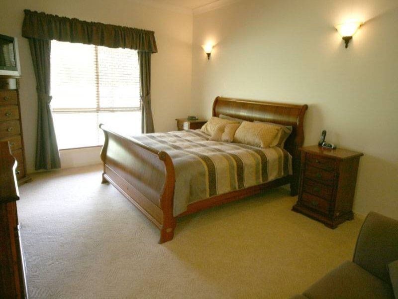 182 Stern Road, Carbrook QLD 4130