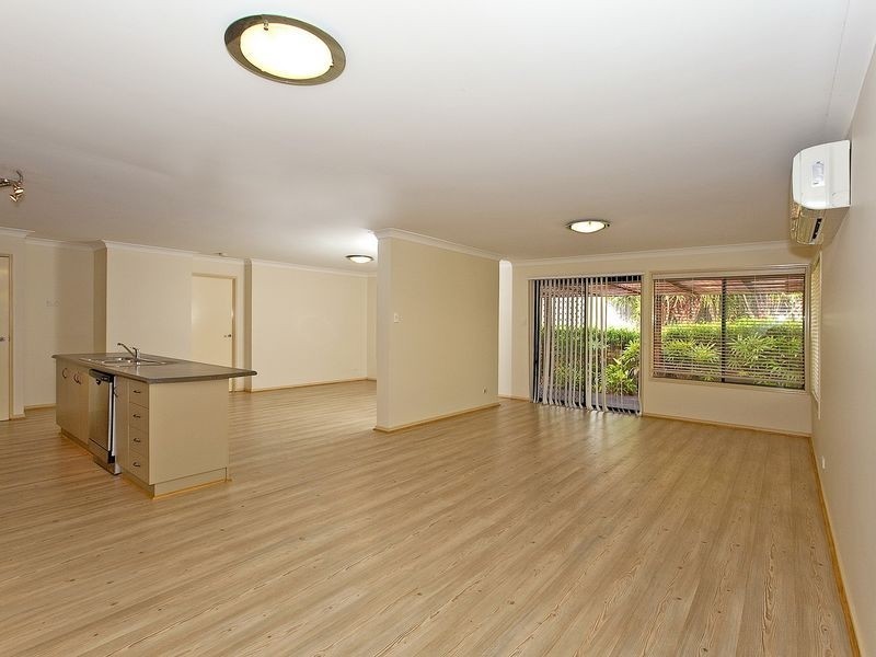 8 Reef Street, Thornlands QLD 4164