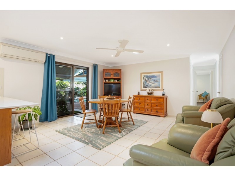 43-45 Dart Street, Redland Bay QLD 4165