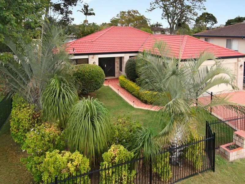 167 Redland Bay Road, Capalaba QLD 4157