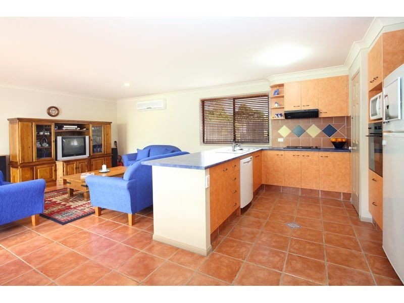 167 Redland Bay Road, Capalaba QLD 4157