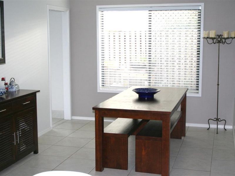 8 Thornlands Road, Thornlands QLD 4164