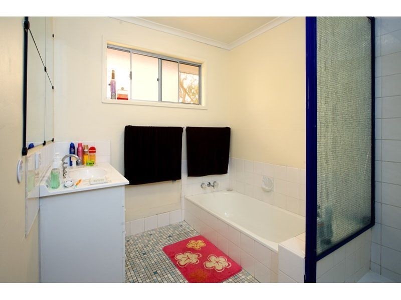 2 Glen Street, Ormiston QLD 4160
