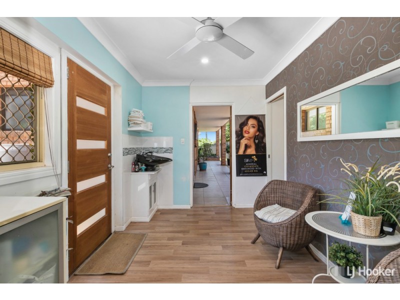 6 Michelle Place, Victoria Point QLD 4165