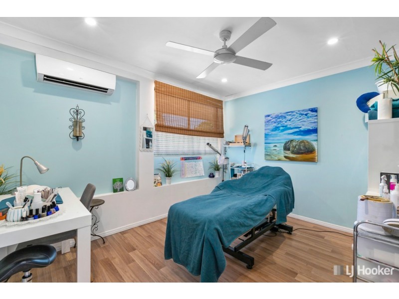 6 Michelle Place, Victoria Point QLD 4165