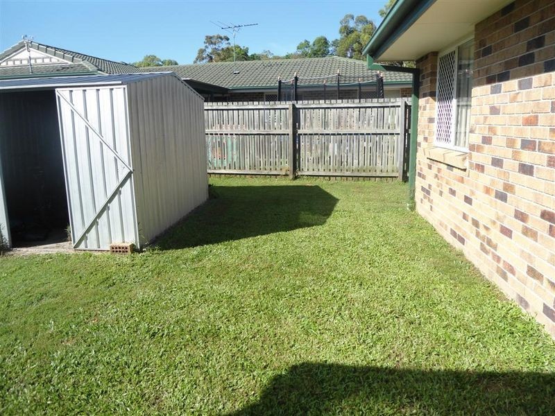 52 Marjorie Buckler Av, Redland Bay QLD 4165