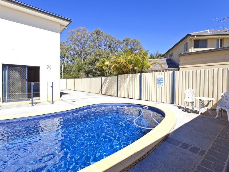 2 Watervale Drive, Redland Bay QLD 4165