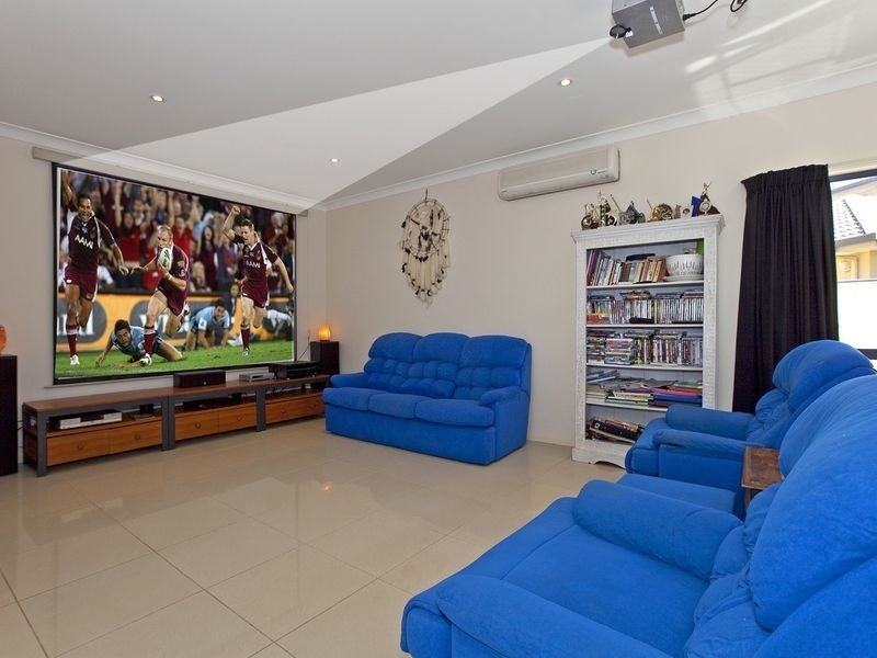 2 Watervale Drive, Redland Bay QLD 4165
