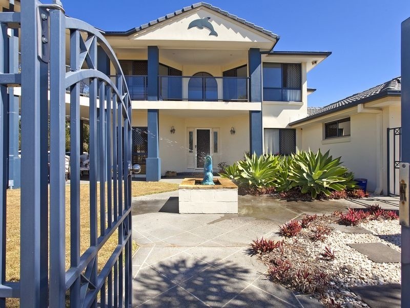 2 Watervale Drive, Redland Bay QLD 4165