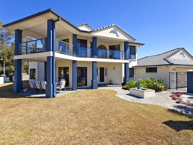 2 Watervale Drive, Redland Bay QLD 4165
