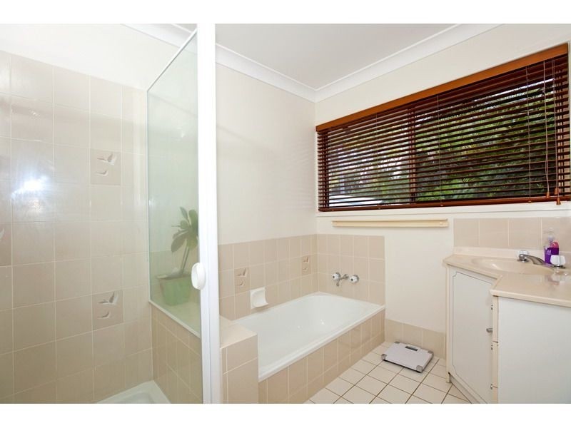 11 Sylvania Street, Wellington Point QLD 4160