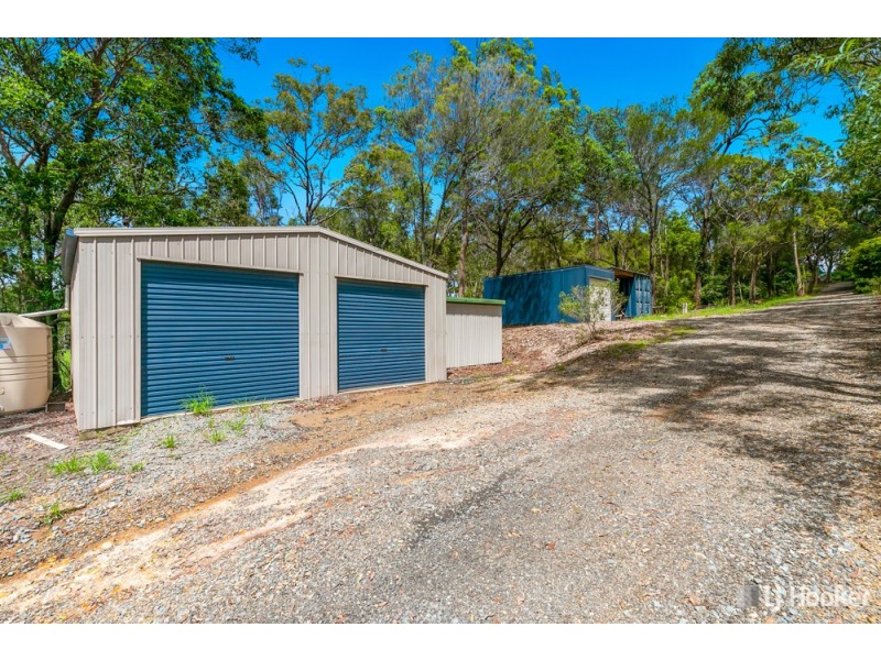 327 Woodlands Drive, Sheldon QLD 4157