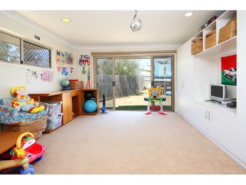 6 Whepstead Avenue, Wellington Point QLD 4160