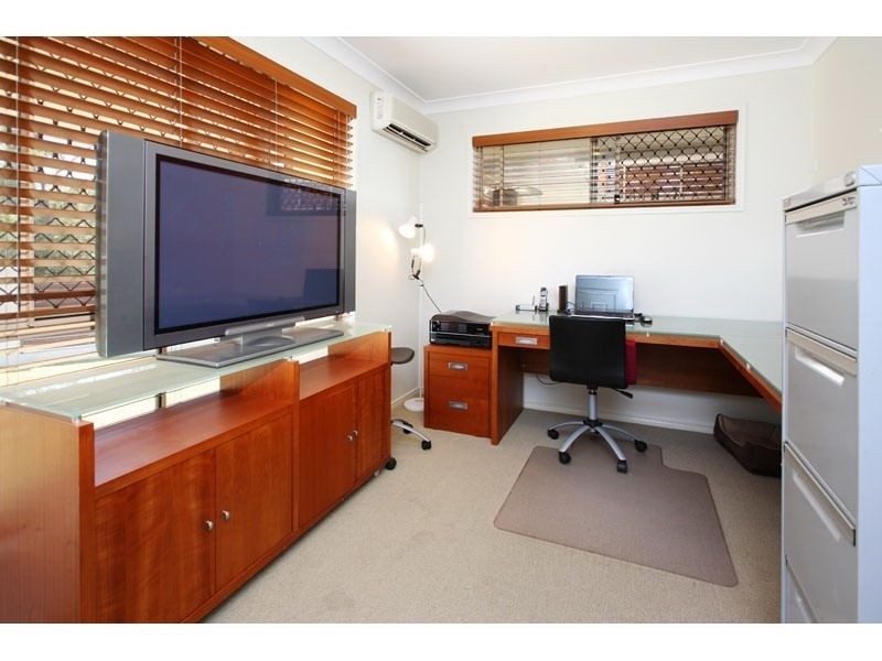 6 Whepstead Avenue, Wellington Point QLD 4160