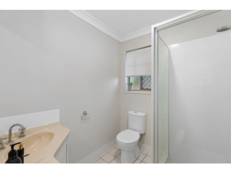 9 Byng Road, Birkdale QLD 4159