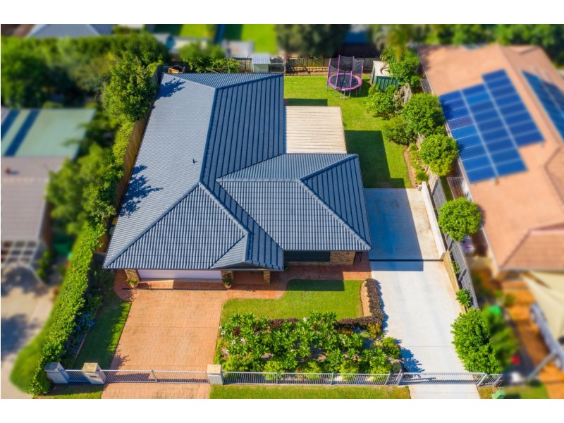 9 Byng Road, Birkdale QLD 4159