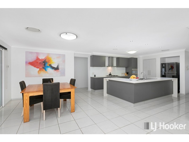 41 Aquila Street, Redland Bay QLD 4165